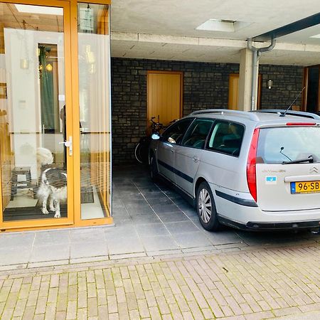 Private Studio With Free Car Parking Bed & Breakfast Amsterdam Exterior photo